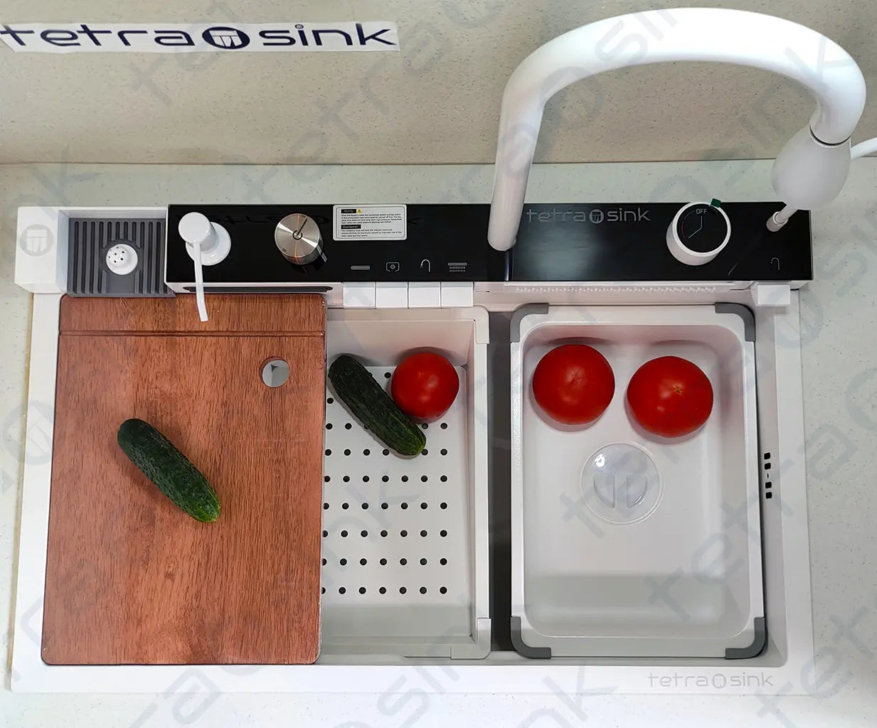 Multifunctional kitchen sink | Tetra Sink | 6NWS30475TS | Multifunctional sink for kitchen with a deep trough and a high-quality waterfall mixing system - Tetrasink