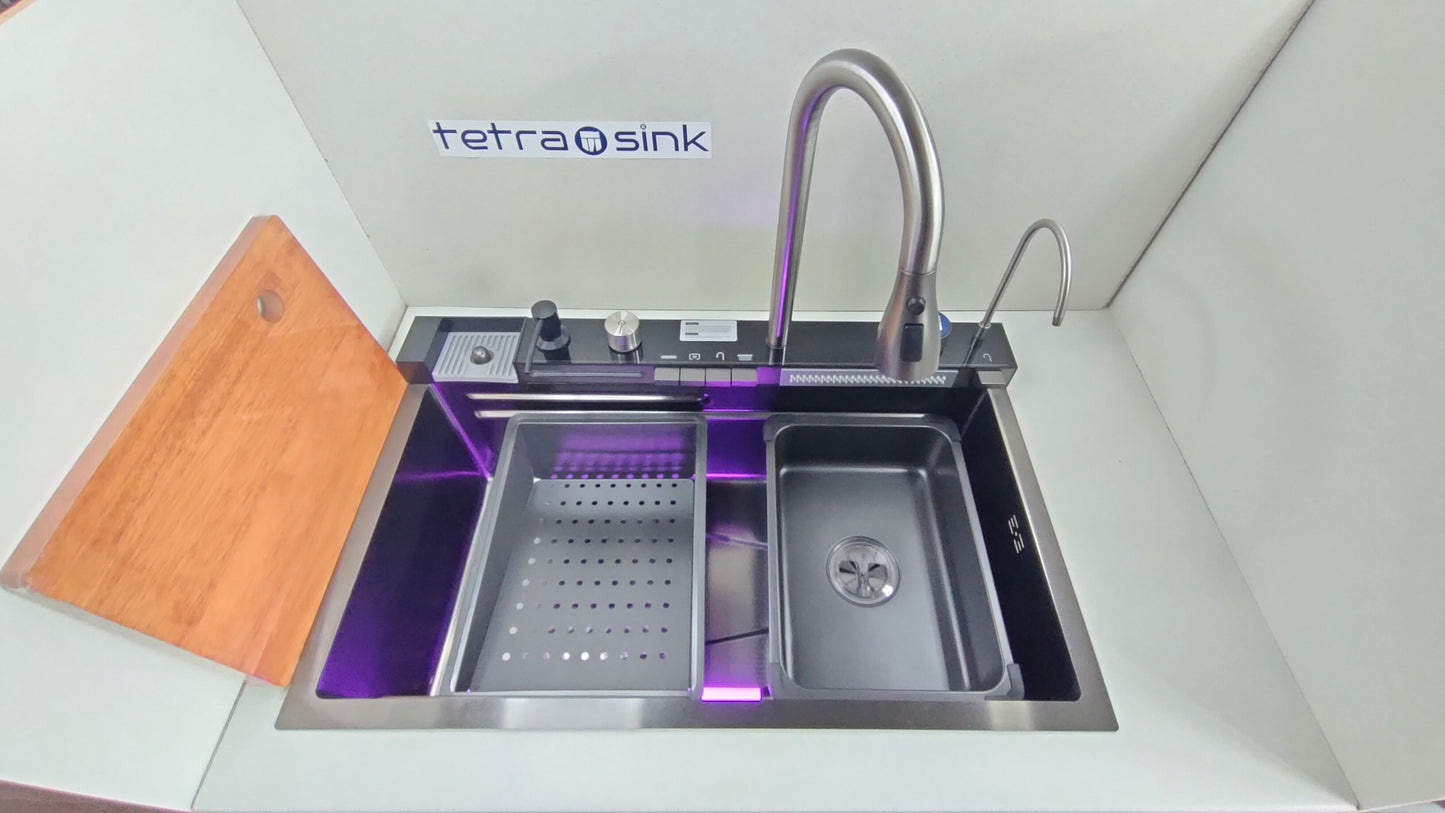 Multifunctional kitchen sink | Tetra Sink | 6NBS30475TS | Multifunctional sink for kitchen with a deep trough and a high-quality waterfall mixing system